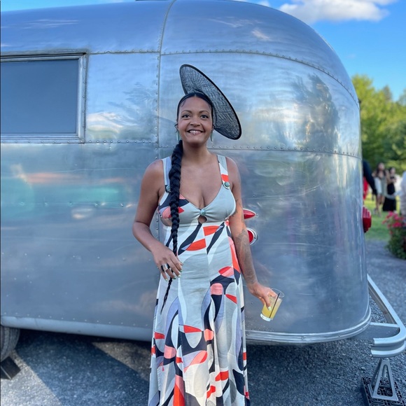 Meet your Posher, Maya - Picture 2 of 2